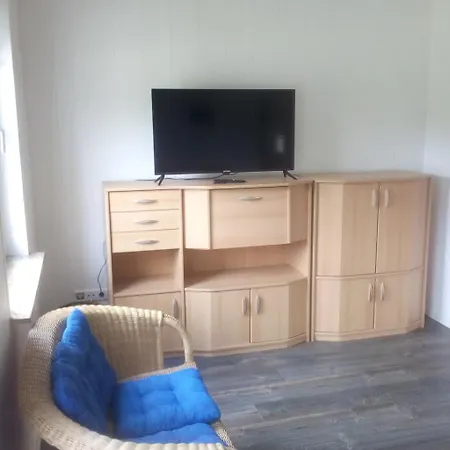 Kleine In Ruhiger Lage By Interhome Apartman